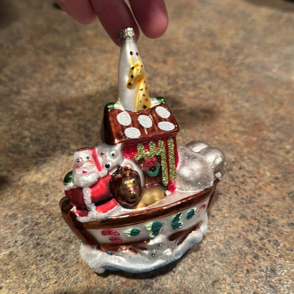 Noah’s Ark Christmas Tree Ornament - Picture 1 of 2